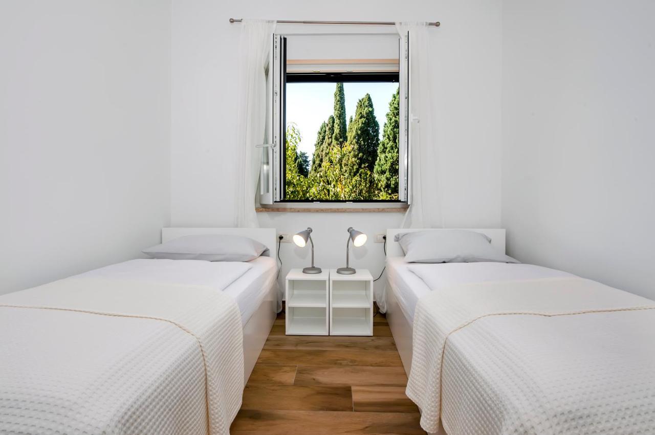 Apartmani Brajkovic 로비니 외부 사진