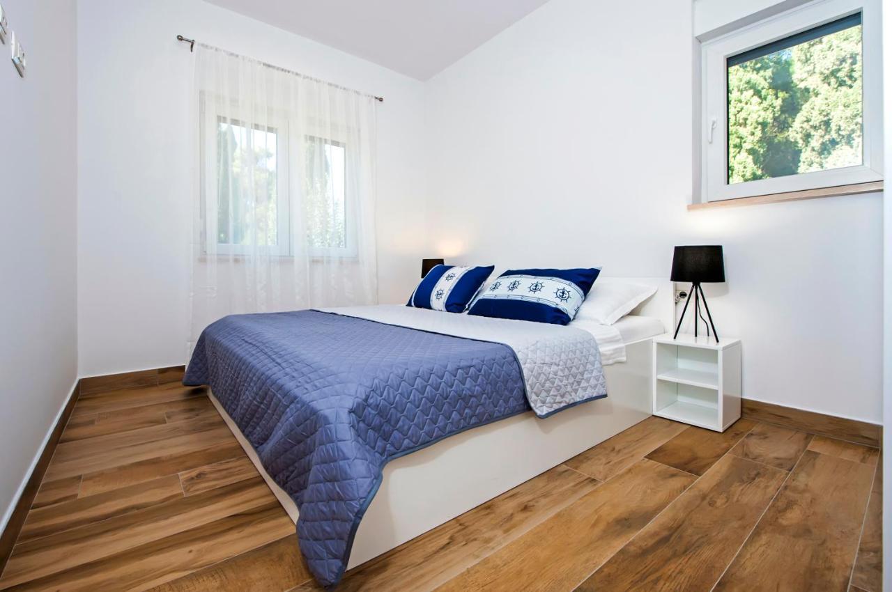 Apartmani Brajkovic 로비니 외부 사진