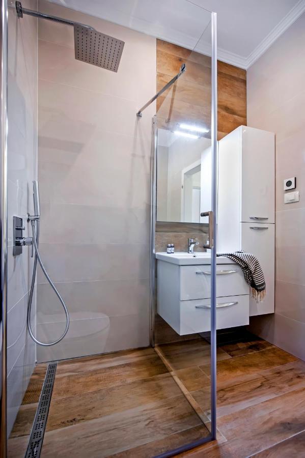 Apartmani Brajkovic 로비니 외부 사진