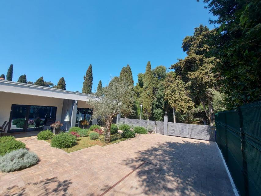 Apartmani Brajkovic 로비니 외부 사진