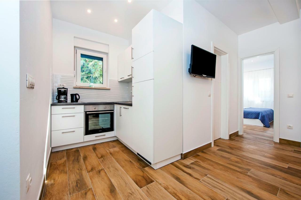 Apartmani Brajkovic 로비니 외부 사진